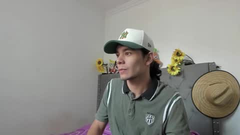 Snapshot of daemon_txuspunk chatting on September 14, 7:04 pm DAEMON online show from September 14, 7:04 pm