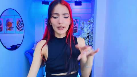 Snapshot of dafne_huges chatting on October 9, 7:41 pm dafne huges online show from October 9, 7:41 pm