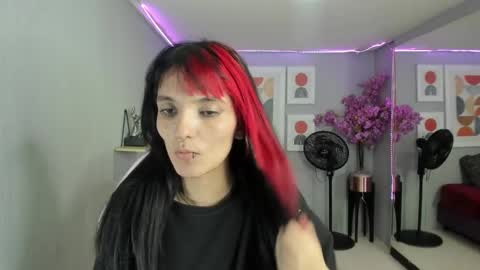 Snapshot of dafne_huges chatting on February 10, 10:30 pm dafne huges online show from February 10, 10:30 pm