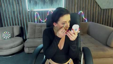 Snapshot of dafni_mon chatting on September 30, 6:02 am Dafni Mon online show from September 30, 6:02 am