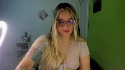 Snapshot of dahia888 chatting on October 3, 1:37 am Dahia online show from October 3, 1:37 am