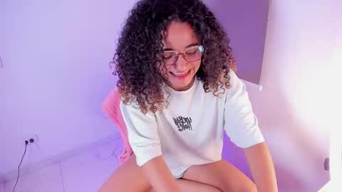 Snapshot of dahliabrowniee chatting on February 28, 5:59 am Dahli online show from February 28, 5:59 am