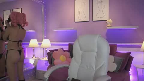 Dahlia Grey online show from February 5, 11:47 am