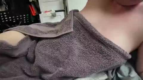 Mx Mommy Moo online show from April 11, 10:25 pm