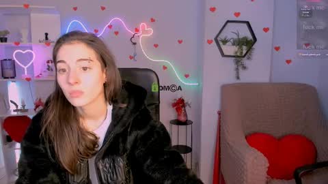 daisy online show from April 9, 7:19 pm