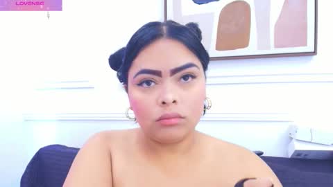 Daisy Price online show from January 19, 11:42 am