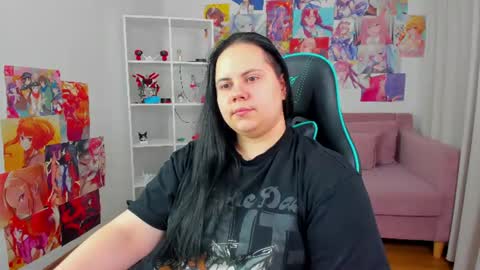 DaisyHarts online show from August 9, 5:02 am