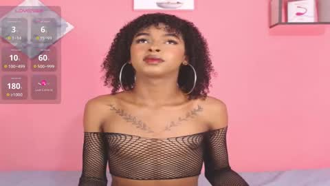 Snapshot of daisytaylor_ chatting on March 1, 11:04 pm Daisy online show from March 1, 11:04 pm