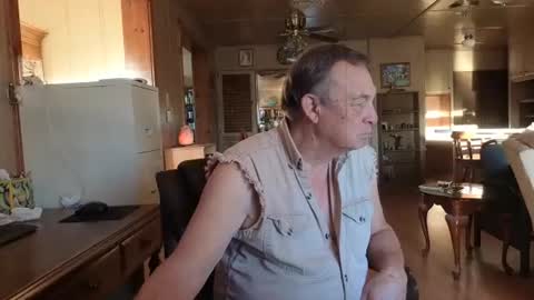 dakit online show from February 21, 3:04 pm