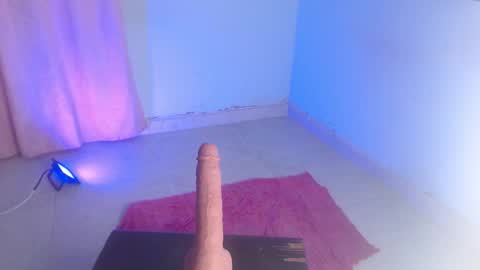 VALENTINA  online show from October 27, 8:03 am