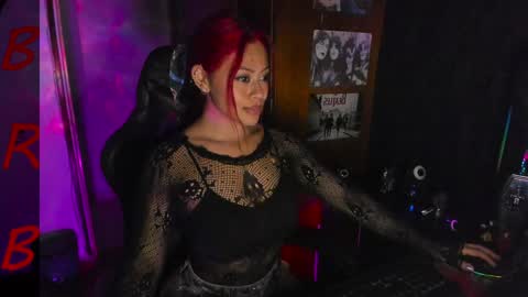 Snapshot of dakota_crab chatting on February 8, 1:32 am Dakota Crab online show from February 8, 1:32 am