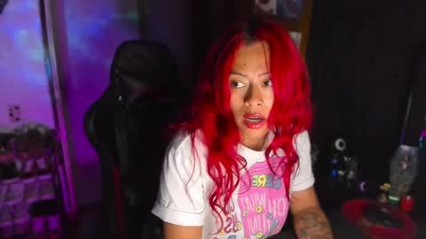 Snapshot of dakota_crab chatting on January 8, 12:06 am Dakota Crab online show from January 8, 12:06 am