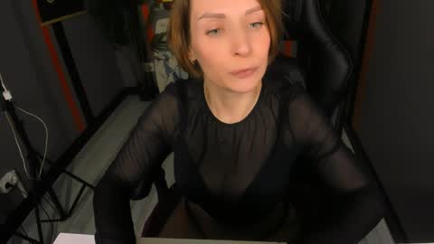 Dakota online show from April 18, 10:39 am