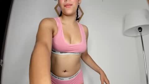 D A L H I L A online show from November 13, 2:25 am