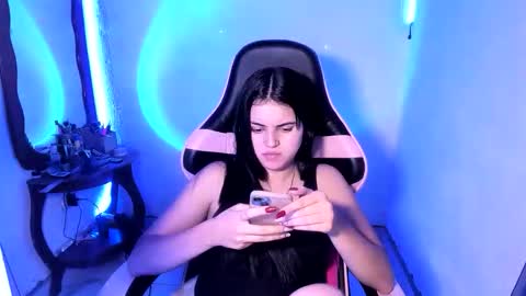 Dalia April online show from March 9, 3:33 am