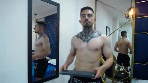 Dallas whitee online show from February 20, 7:16 pm