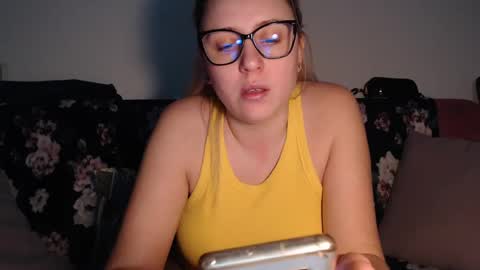 Snapshot of dalyana22 chatting on February 26, 10:15 pm Maria online show from February 26, 10:15 pm