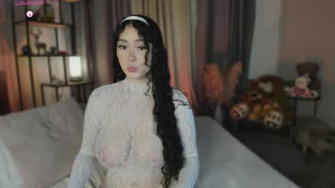 Dalyla online show from June 5, 1:27 pm