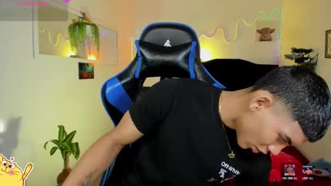 Damian online show from February 19, 3:05 am