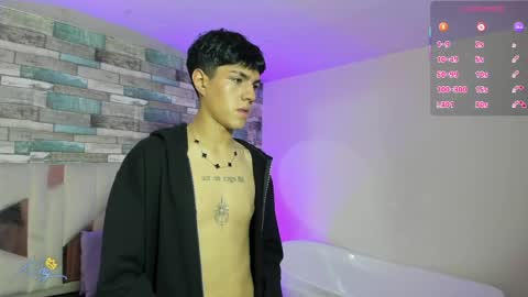 damian_tay online show from May 10, 12:55 pm