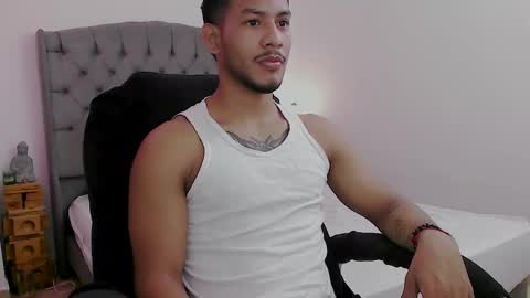 instagram damiannreed. online show from November 17, 11:35 am