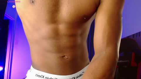 Snapshot of damiano_walker chatting on September 27, 5:16 am damiano_walker online show from September 27, 5:16 am