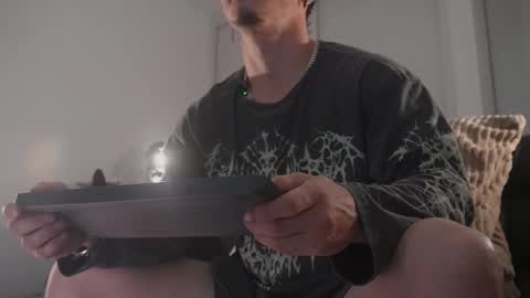 insta damn8   --------  online show from January 11, 12:33 pm