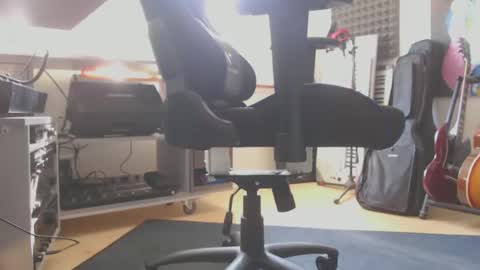 Ray online show from March 4, 11:08 am