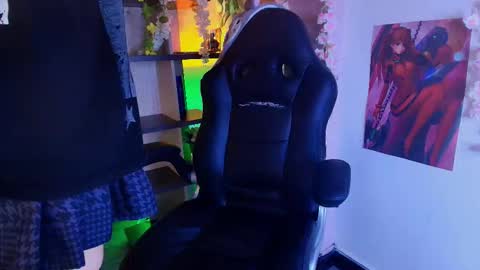 Snapshot of damiian21_ chatting on October 8, 3:40 pm Damiian21 online show from October 8, 3:40 pm