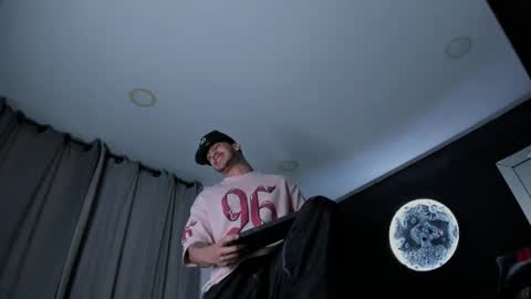 INSTAGRAM  DAMMIANMILLEROFICIAL online show from April 13, 2:38 am