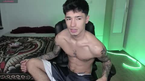 Damon online show from March 15, 11:30 pm