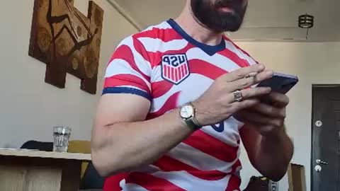 damonsalvatore222 online show from July 7, 5:42 am