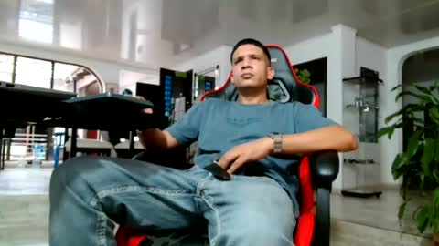 damyan_2003 online show from July 11, 10:02 pm