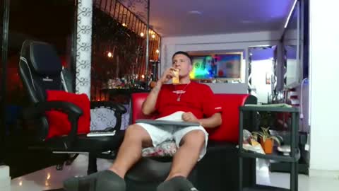 damyan_2003 online show from October 27, 2:00 am