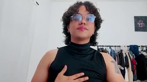 Diane Blosson online show from February 26, 2:37 am