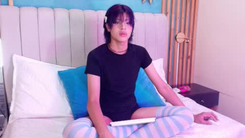 D A N online show from February 11, 8:23 pm