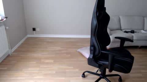 dan_the_man43 online show from March 7, 12:27 pm