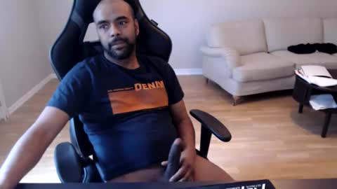 dan_the_man43 online show from March 28, 7:54 am