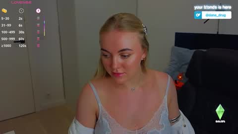 Dana online show from October 18, 6:01 pm