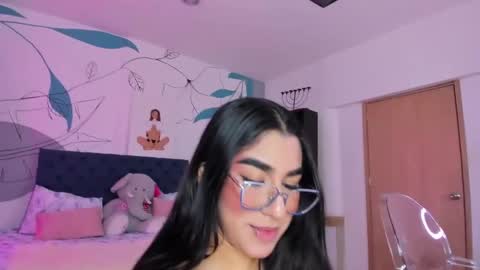 Snapshot of dana_paula chatting on October 19, 12:10 pm dana_paula online show from October 19, 12:10 pm