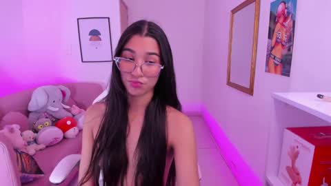 Snapshot of dana_paula chatting on March 1, 2:55 pm dana_paula online show from March 1, 2:55 pm