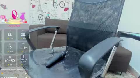 Danaa Rey online show from November 2, 4:29 pm