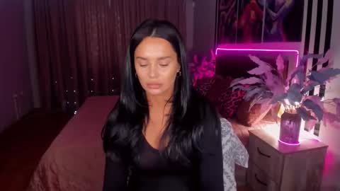 DanaMiers online show from September 30, 5:40 am