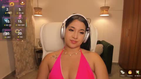 Snapshot of dandara_thompsson chatting on September 29, 11:26 pm Dandara online show from September 29, 11:26 pm