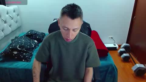 Snapshot of dandythomas chatting on September 15, 10:11 pm DANDY THOMAS    angeloo 666 online show from September 15, 10:11 pm