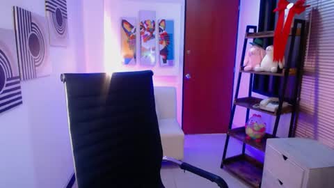 Veronica online show from July 21, 12:07 pm