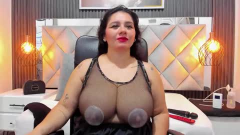 dani_boobs_milk online show from December 20, 4:41 am
