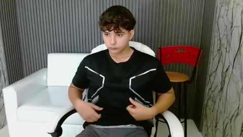 Snapshot of dani_cumboy chatting on September 27, 1:20 pm dani_cumboy online show from September 27, 1:20 pm