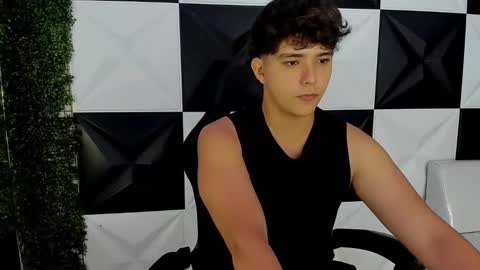 Snapshot of dani_cumboy chatting on September 17, 2:31 pm dani_cumboy online show from September 17, 2:31 pm