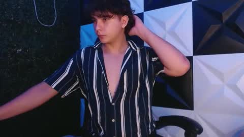 Snapshot of dani_cumboy chatting on February 26, 9:12 am dani_cumboy online show from February 26, 9:12 am